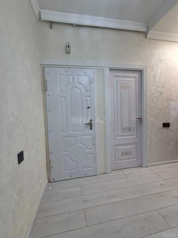 Satılır 2 otaqlı mənzil 70 m²