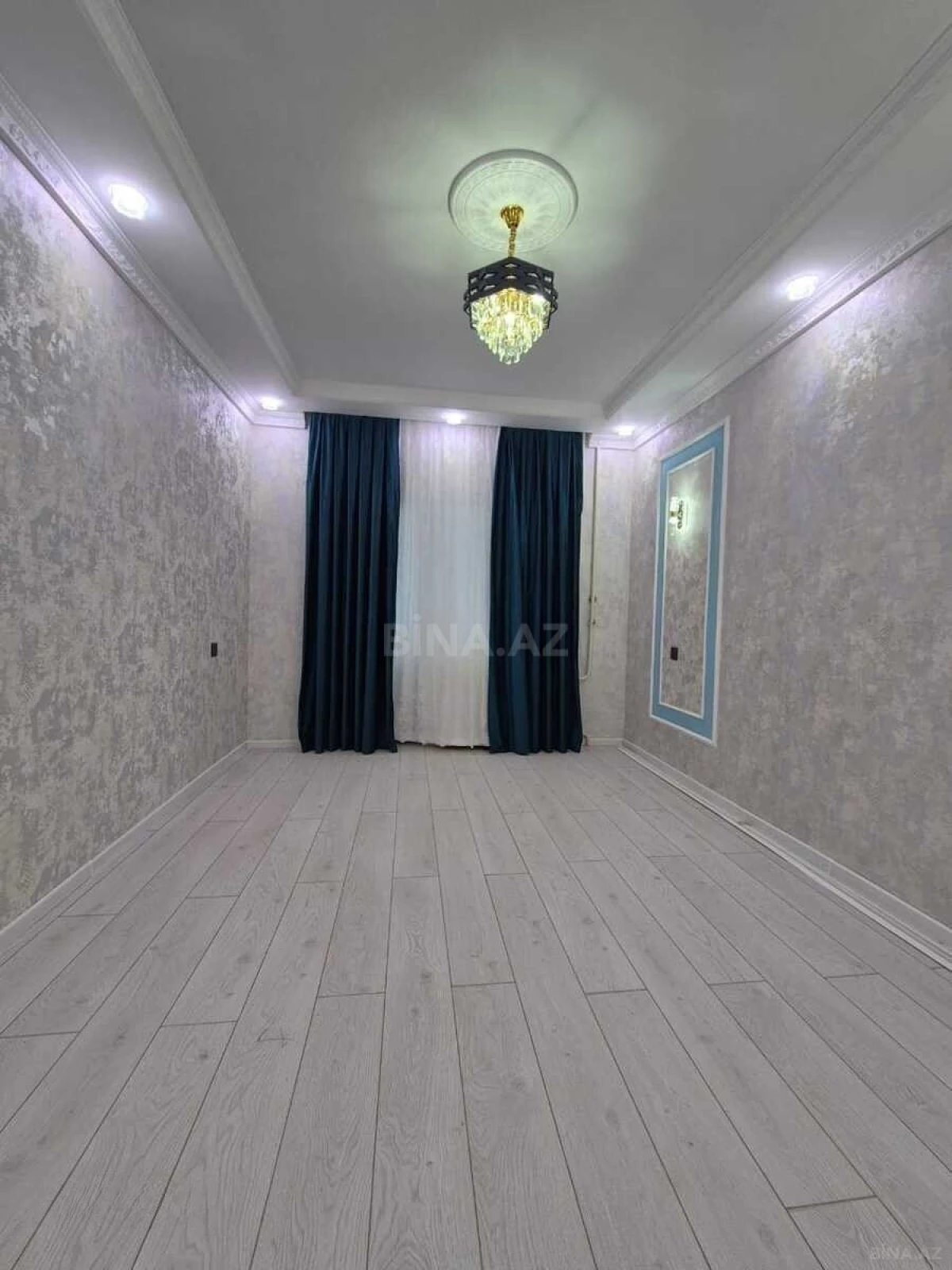 Satılır 2 otaqlı mənzil 70 m²