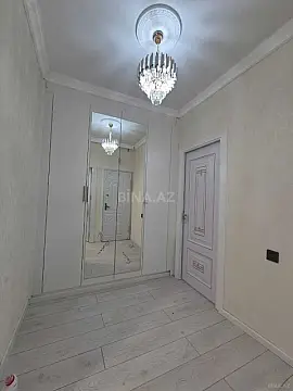 Satılır 2 otaqlı mənzil 70 m²
