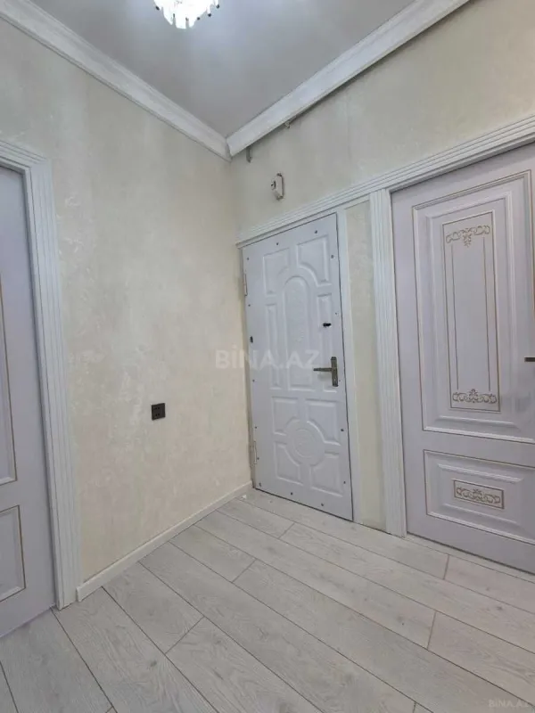 Satılır 2 otaqlı mənzil 70 m²