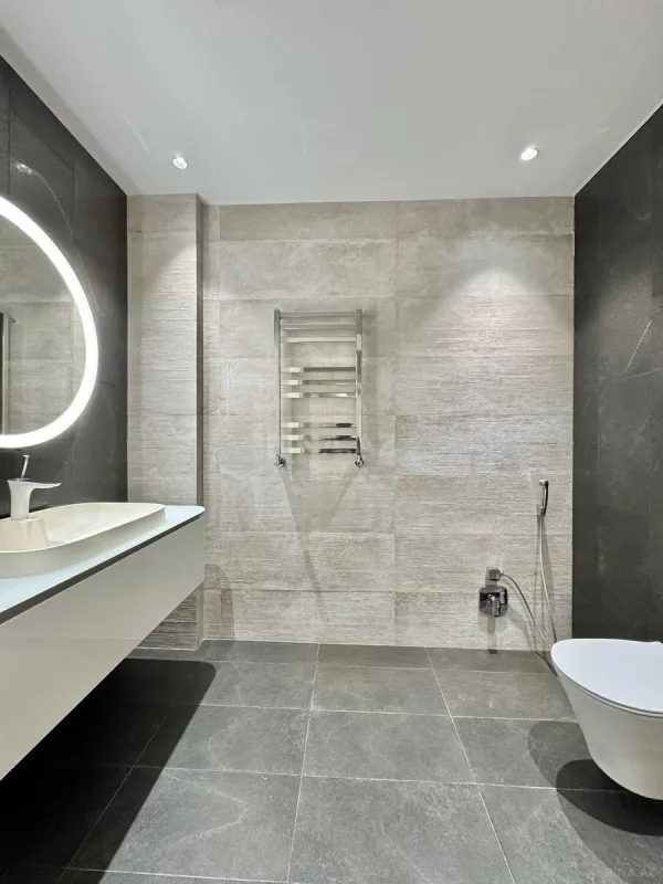 Satılır 5 otaqlı mənzil 285 m²