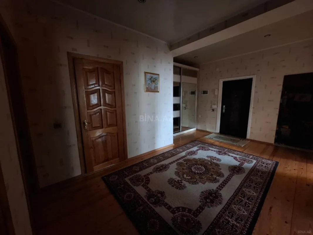 Satılır 3 otaqlı mənzil 92 m²