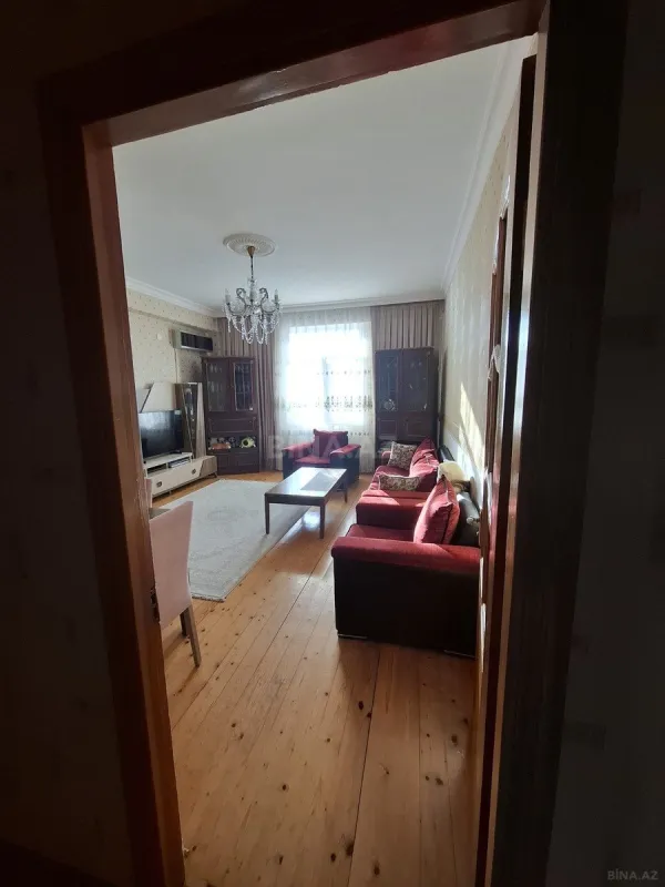 Satılır 3 otaqlı mənzil 92 m²