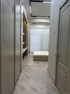 Satılır 4 otaqlı mənzil 120 m²