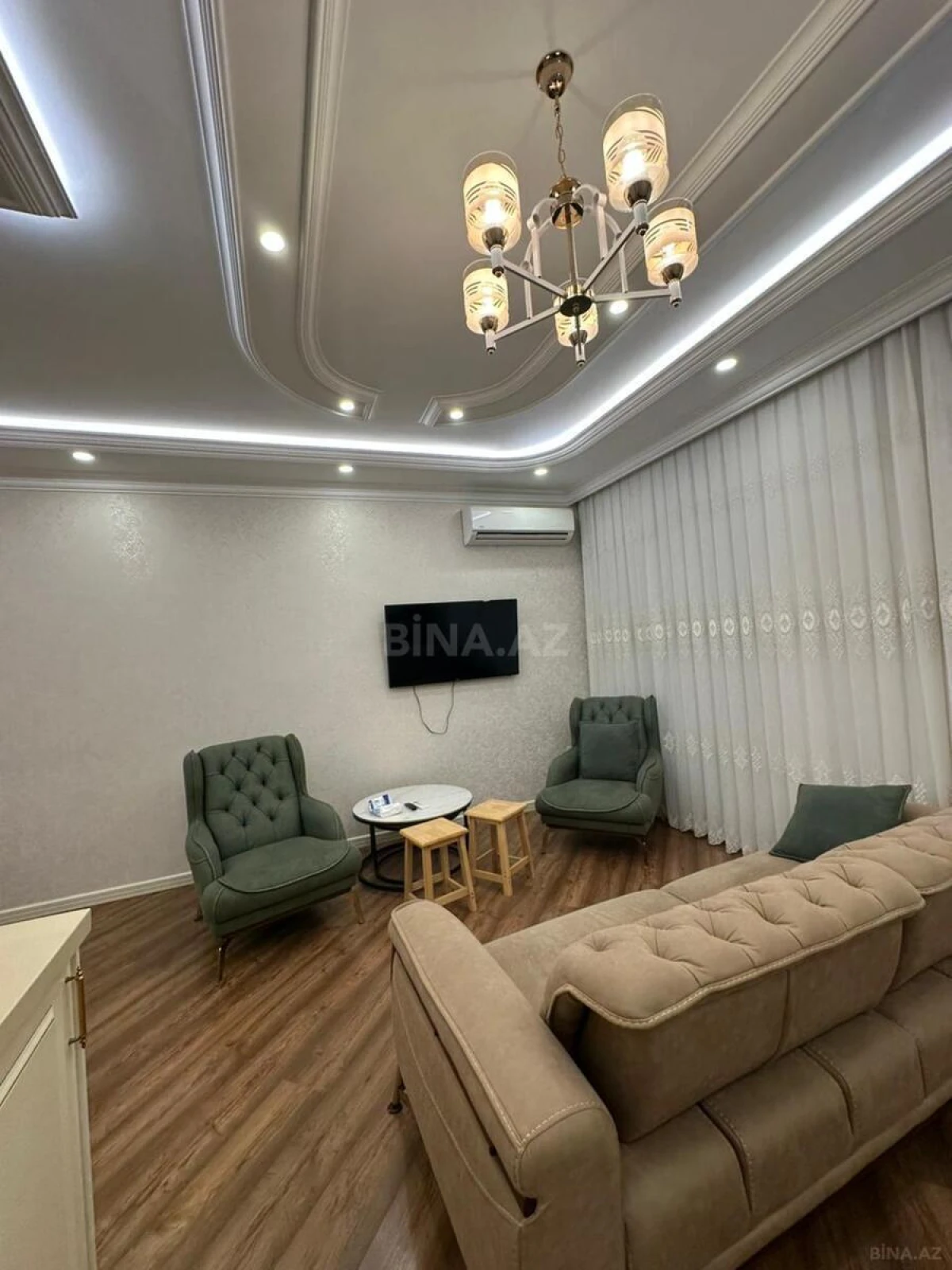 Kirayə verilir 3 otaqlı mənzil 100 m²