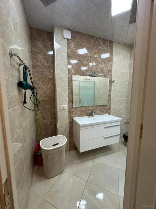 Kirayə verilir 3 otaqlı mənzil 100 m²