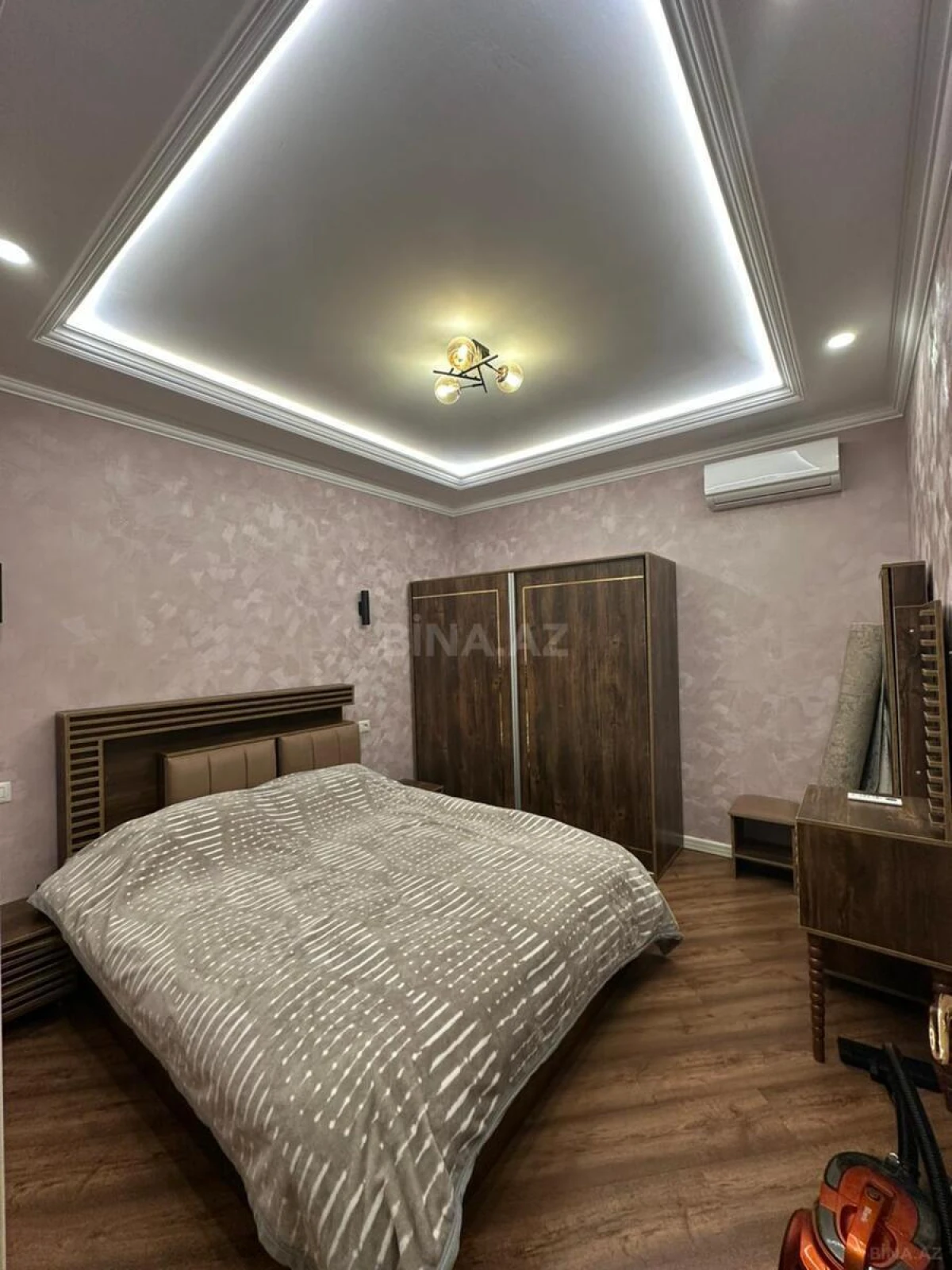 Kirayə verilir 3 otaqlı mənzil 100 m²