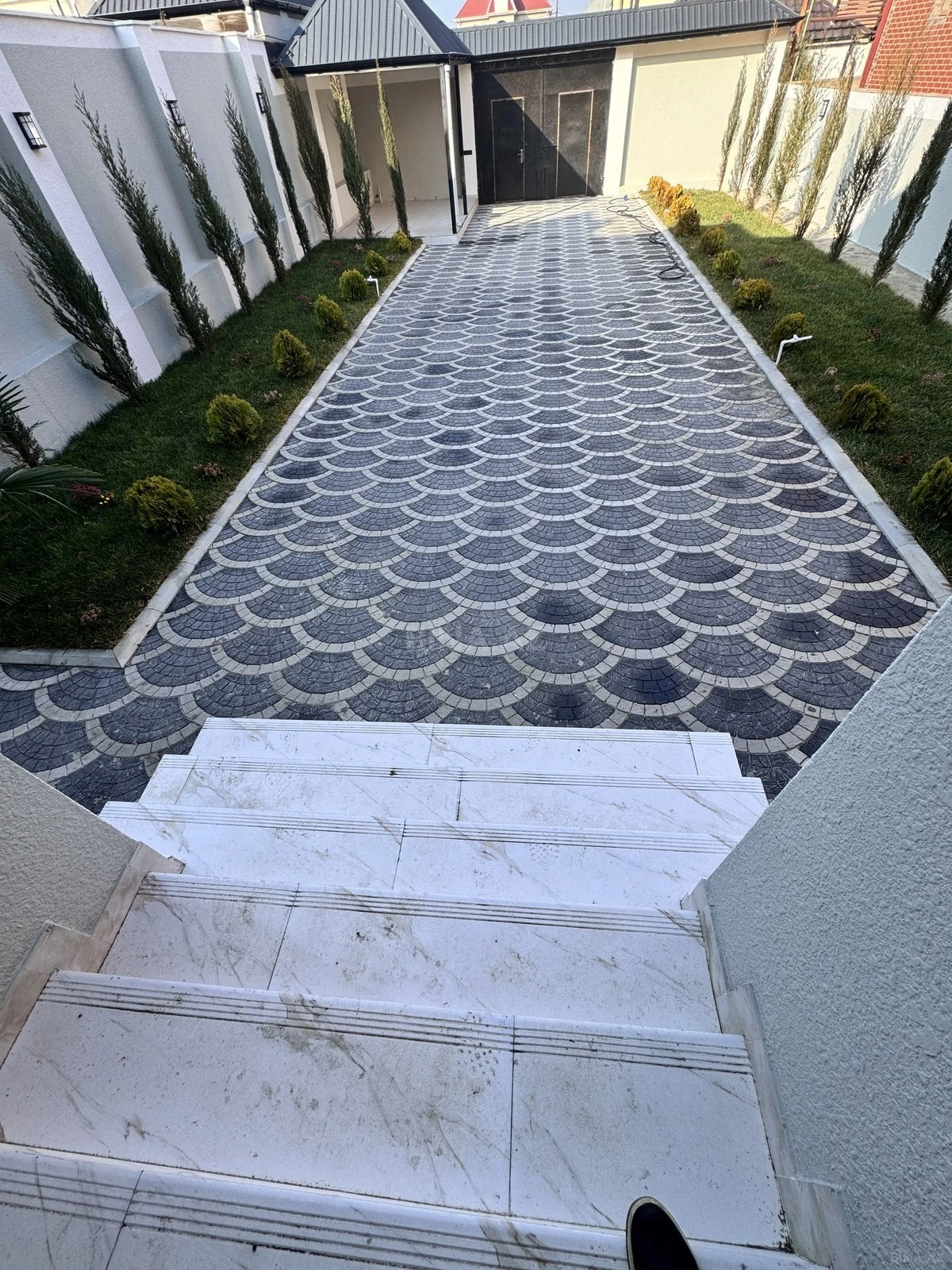 Satılır 4 otaqlı həyət evi 120 m²