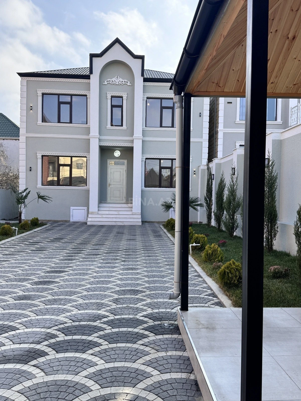 Satılır 4 otaqlı həyət evi 120 m²