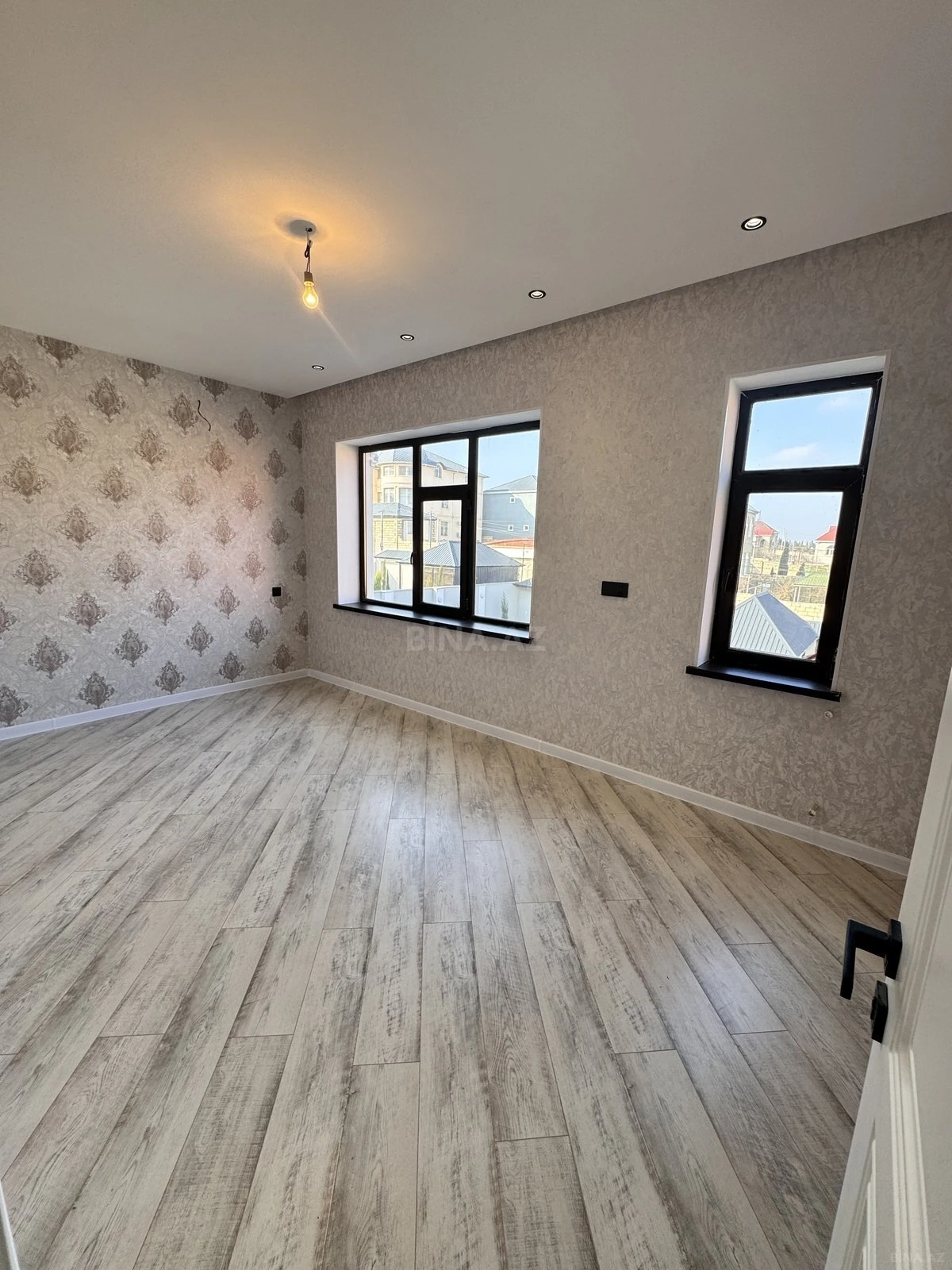 Satılır 4 otaqlı həyət evi 120 m²