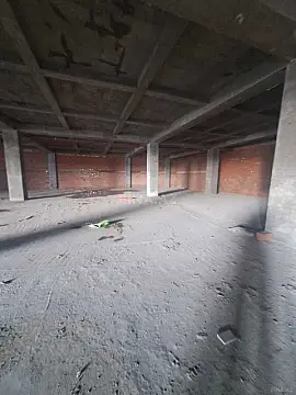 Satılır obyekt 400 m²