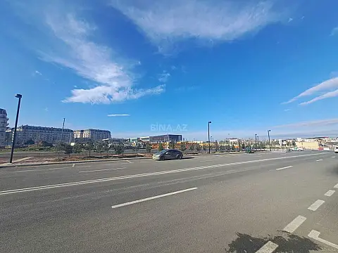 Satılır obyekt 400 m²