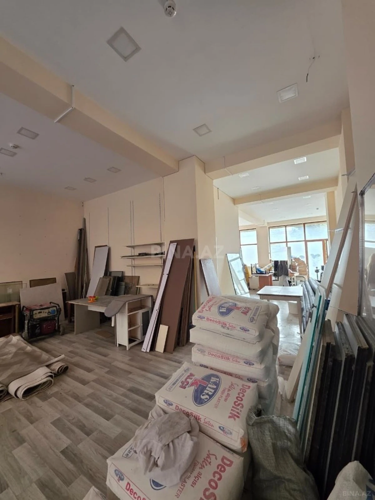 Satılır obyekt 115 m²