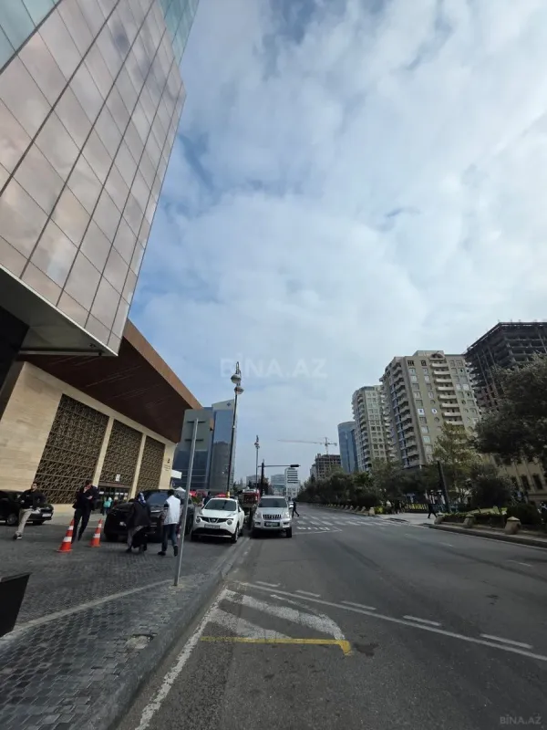 Satılır obyekt 115 m²