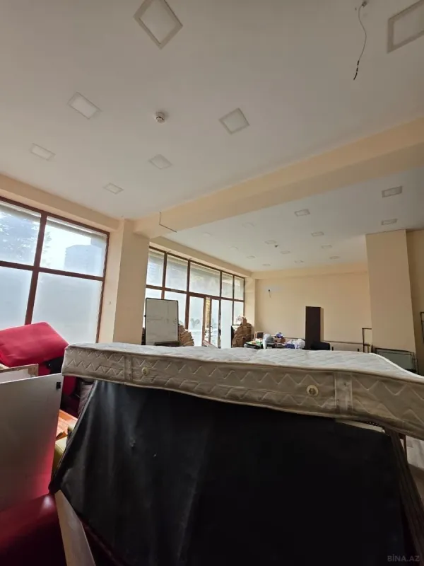 Satılır obyekt 115 m²