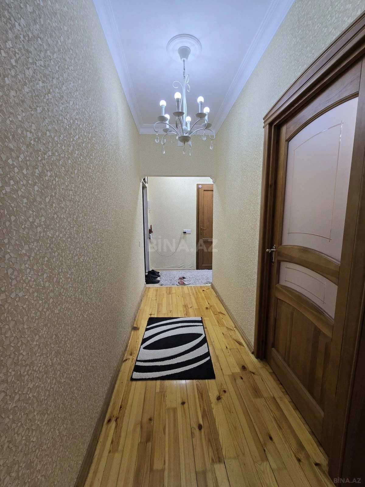 Satılır 2 otaqlı mənzil 65 m²