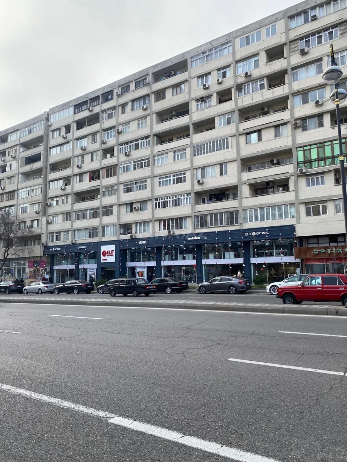 Satılır 2 otaqlı mənzil 65 m²