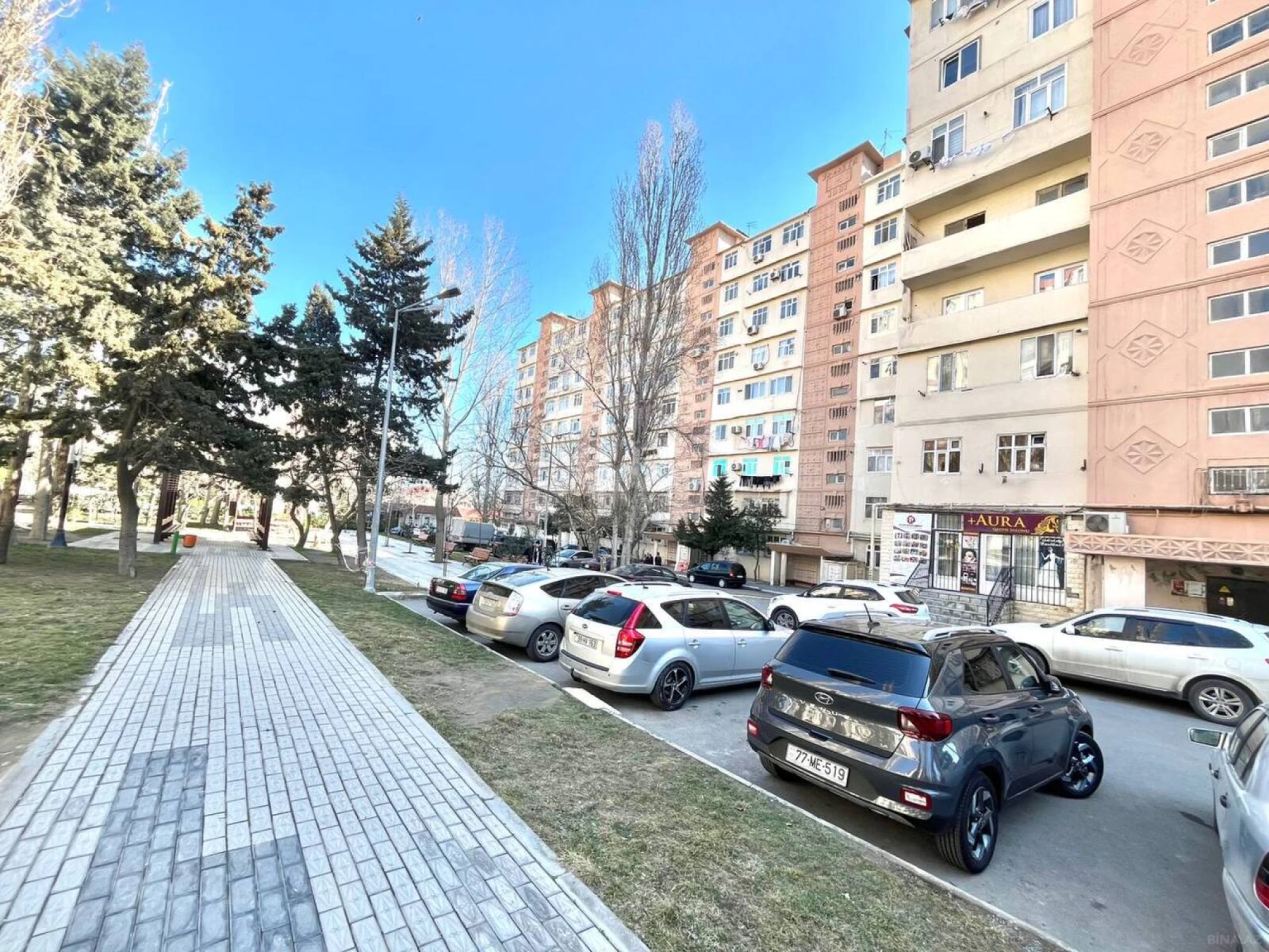 Satılır 3 otaqlı mənzil 90 m²