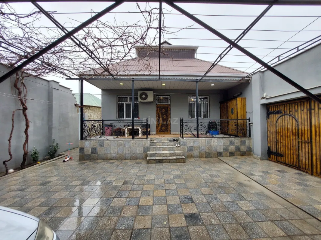 Satılır 4 otaqlı həyət evi 110 m²