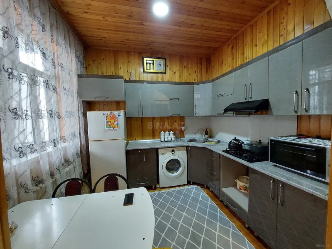 Satılır 4 otaqlı həyət evi 110 m²