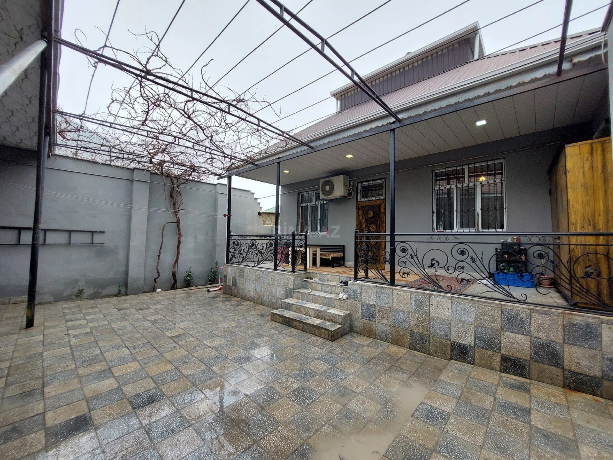 Satılır 4 otaqlı həyət evi 110 m²