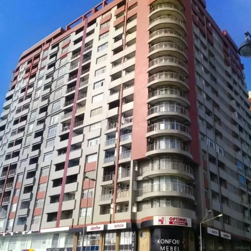 Satılır 4 otaqlı mənzil 170 m²
