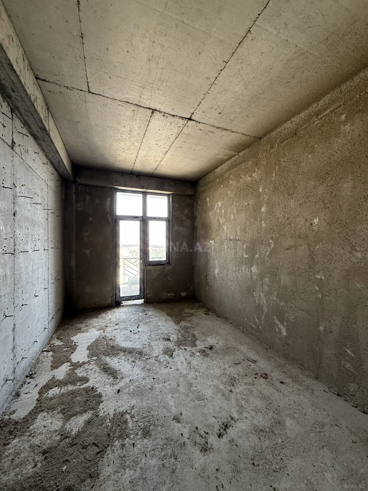 Satılır 2 otaqlı mənzil 69 m²