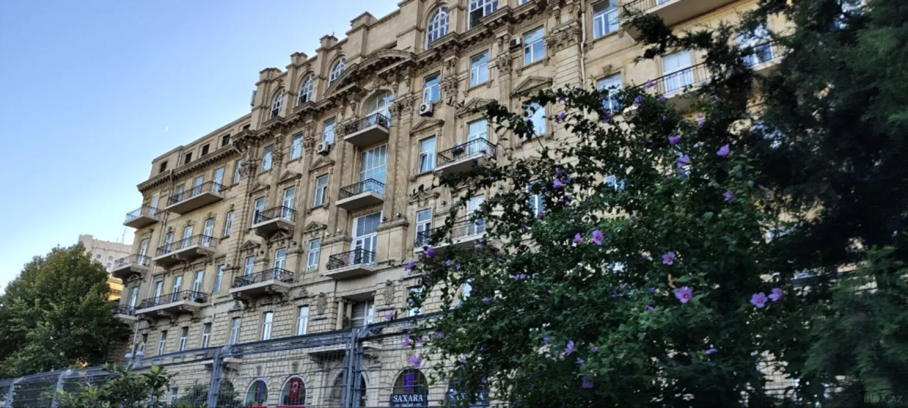 Kirayə verilir obyekt 290 m²