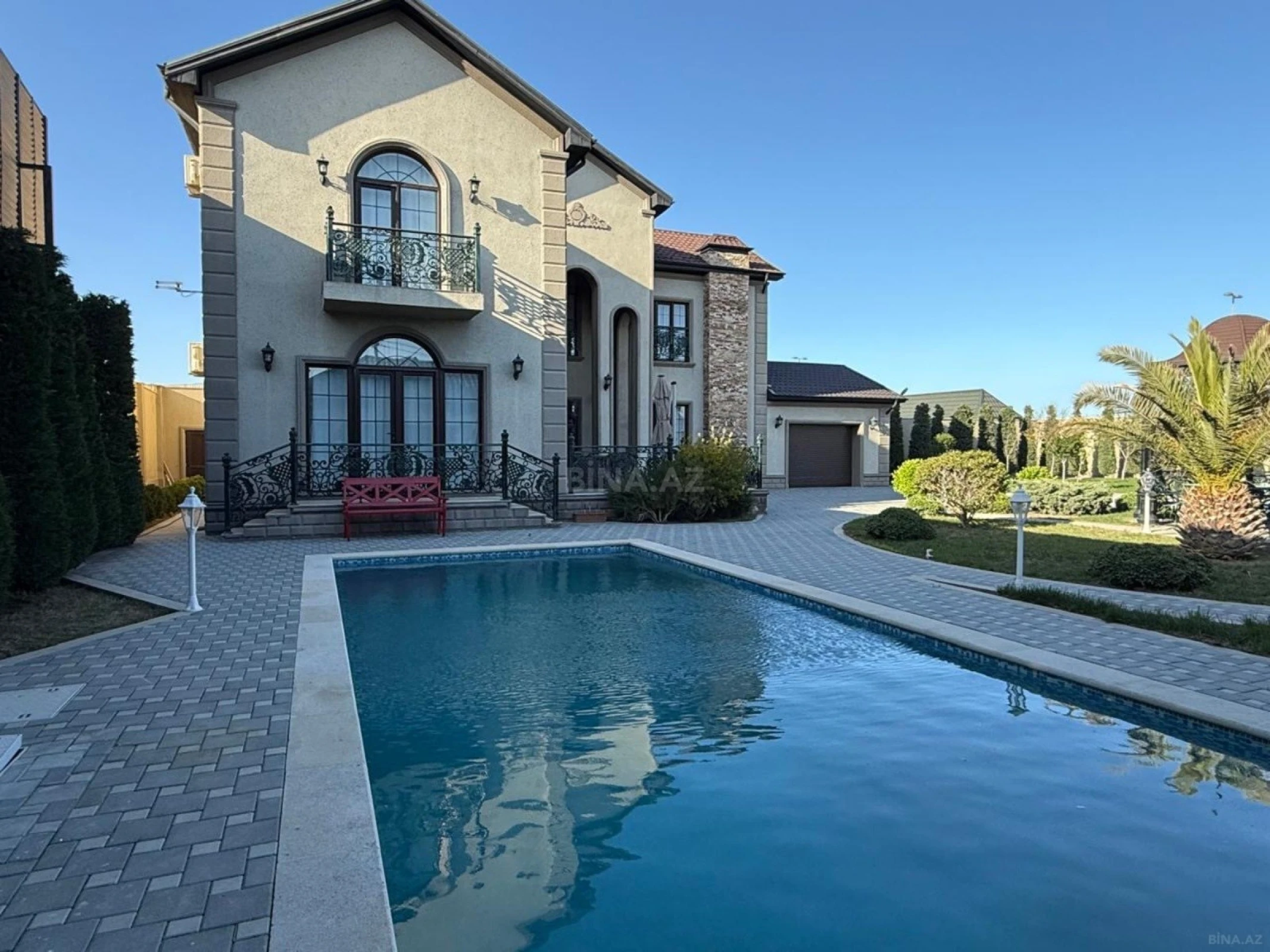 Kirayə verilir 5 otaqlı həyət evi 600 m²