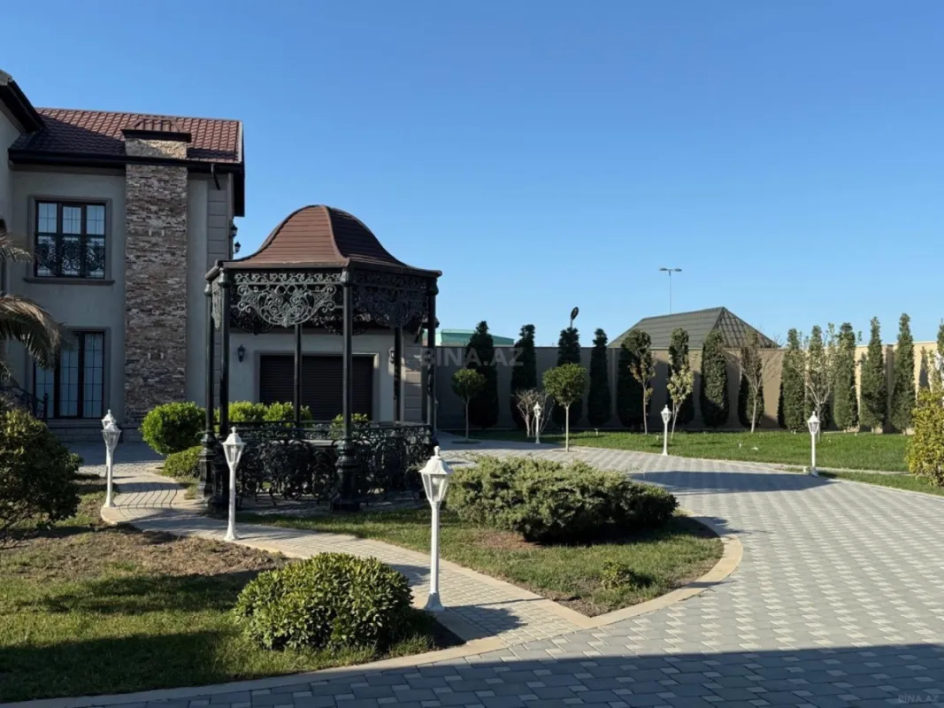 Kirayə verilir 5 otaqlı həyət evi 600 m²