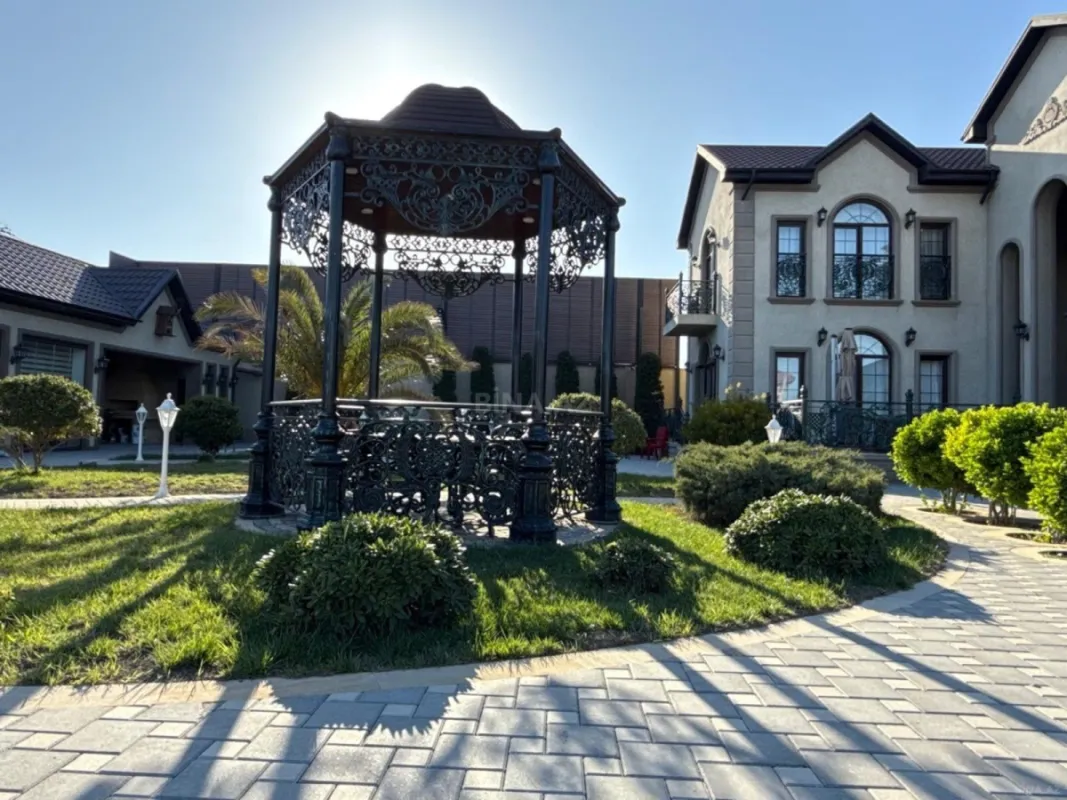 Kirayə verilir 5 otaqlı həyət evi 600 m²