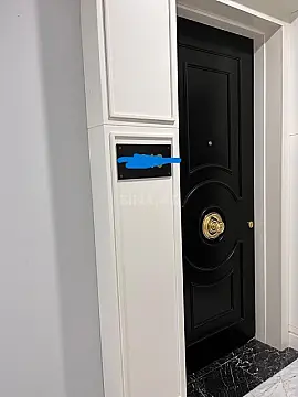 Satılır 4 otaqlı mənzil 135.7 m²