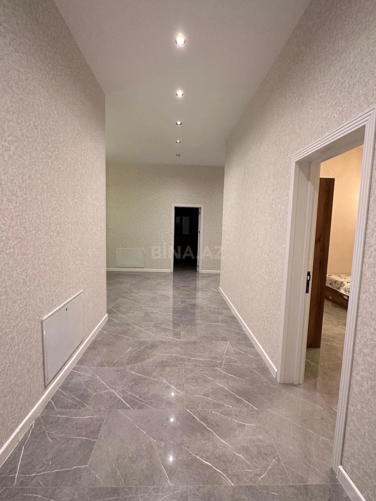 Kirayə verilir 5 otaqlı həyət evi 250 m²