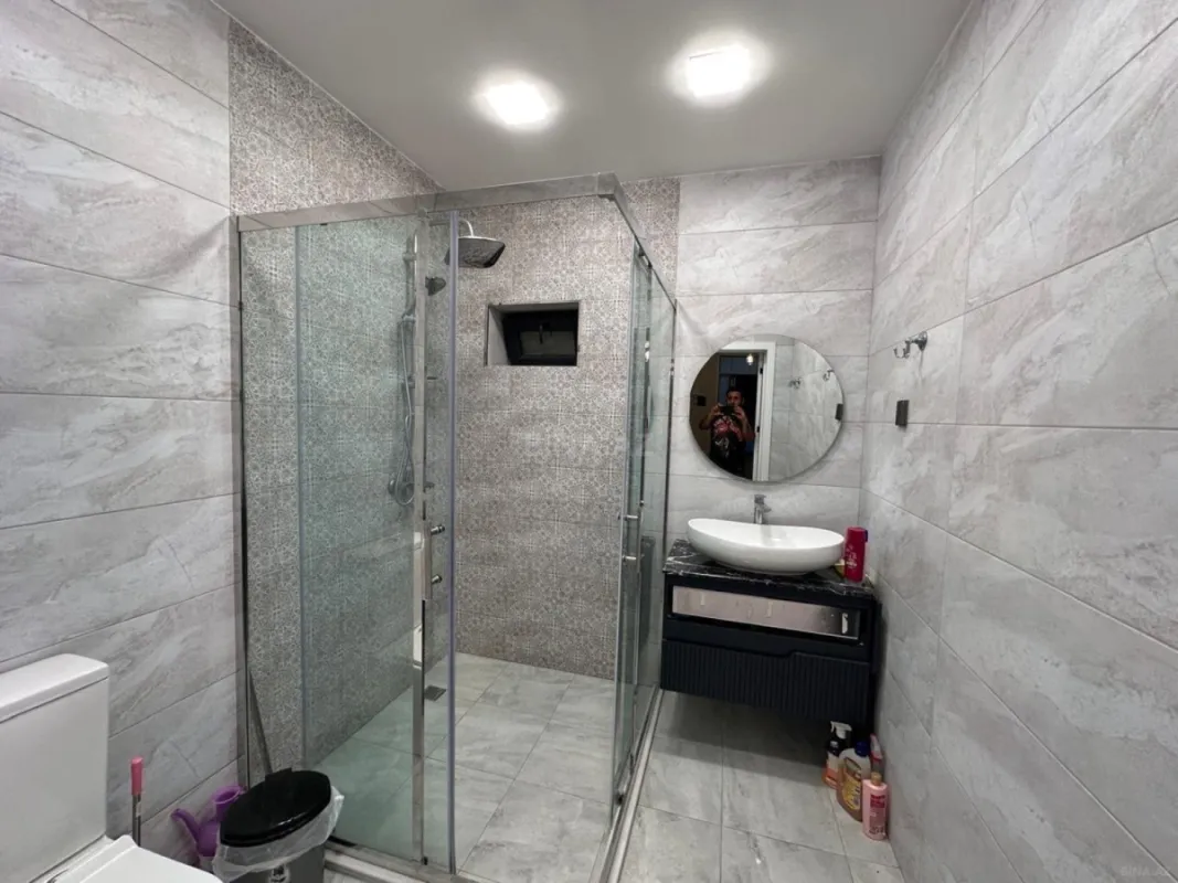 Kirayə verilir 5 otaqlı həyət evi 250 m²