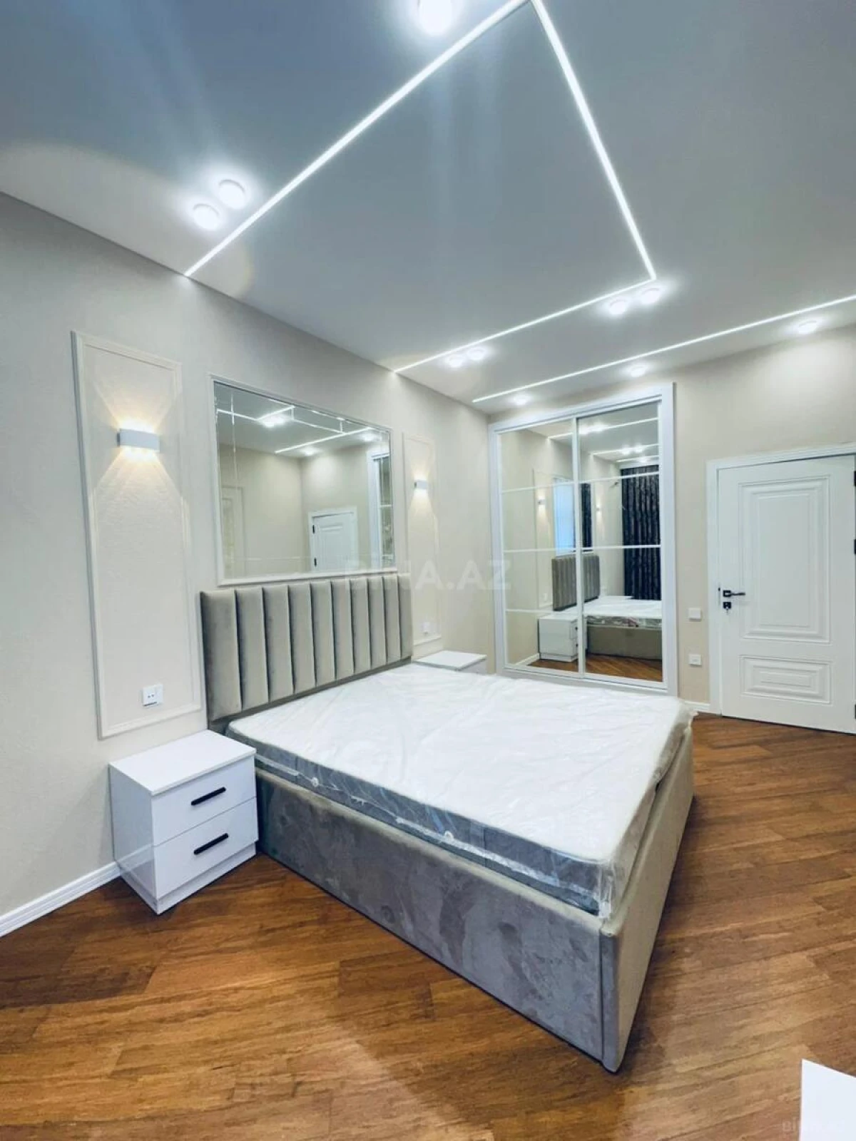 Satılır 2 otaqlı mənzil 69 m²