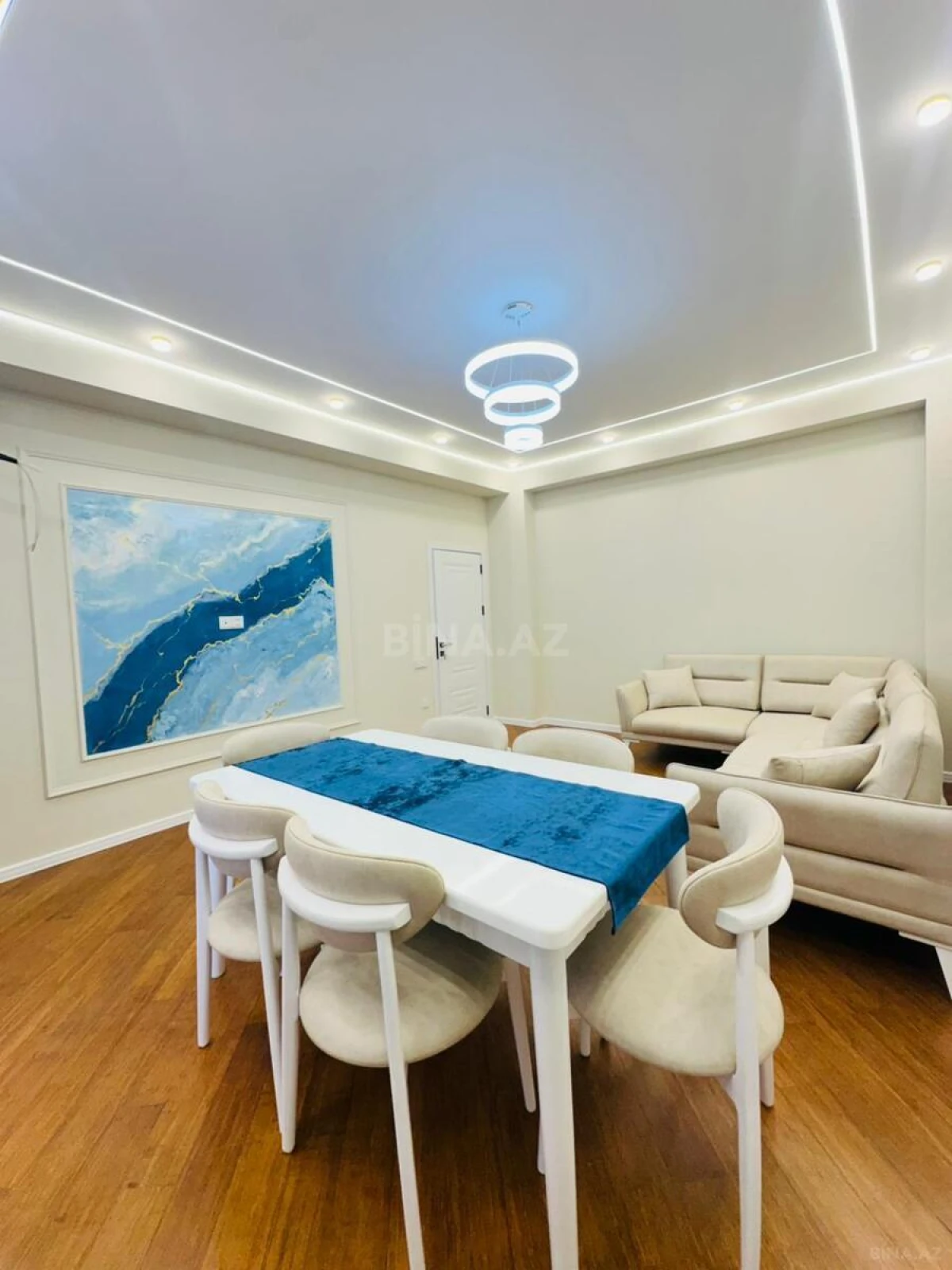 Satılır 2 otaqlı mənzil 69 m²