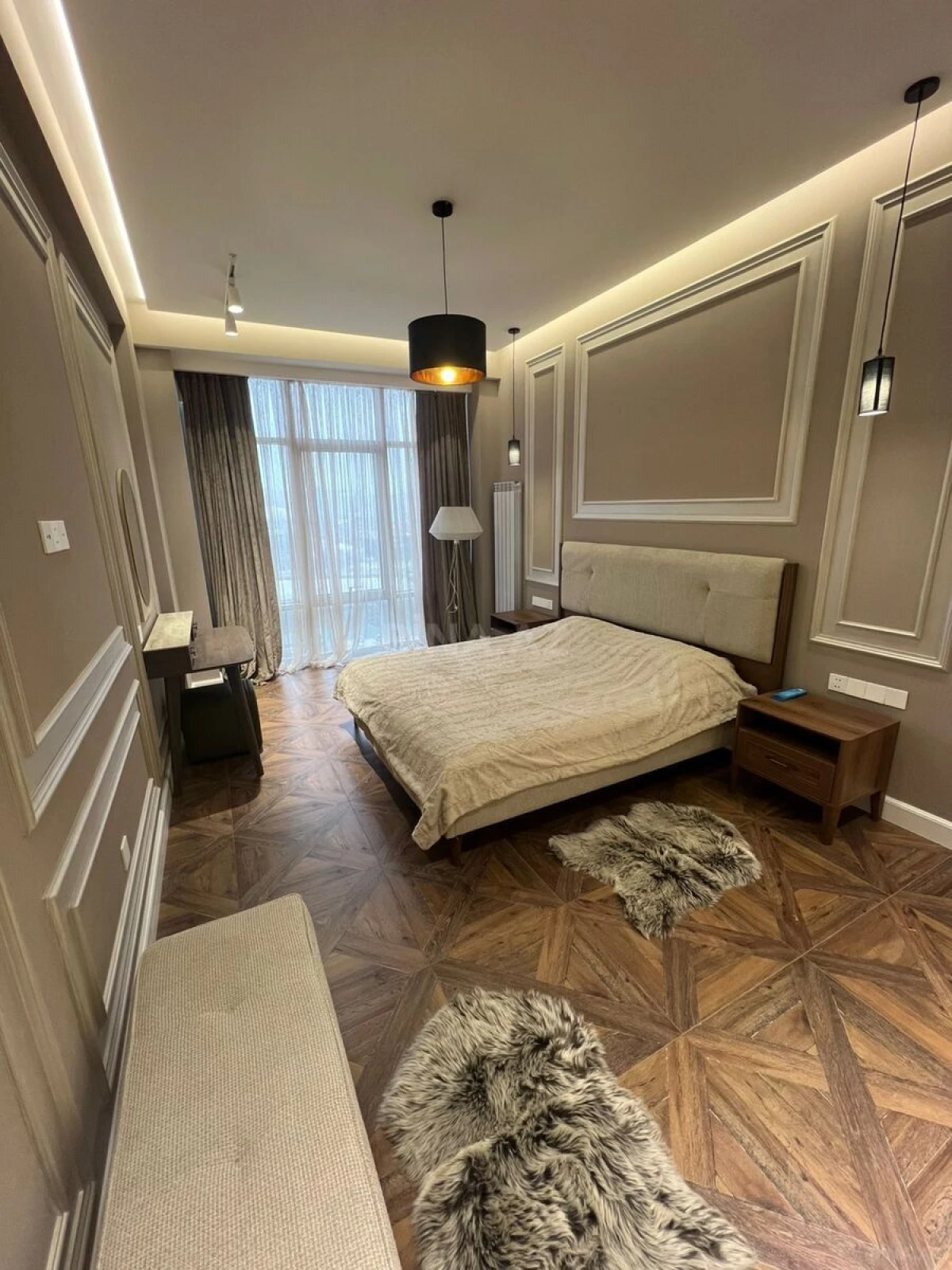 Kirayə verilir 2 otaqlı mənzil 70 m²