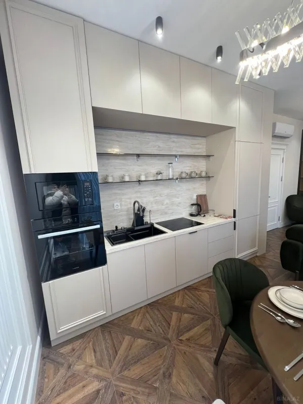 Kirayə verilir 2 otaqlı mənzil 70 m²