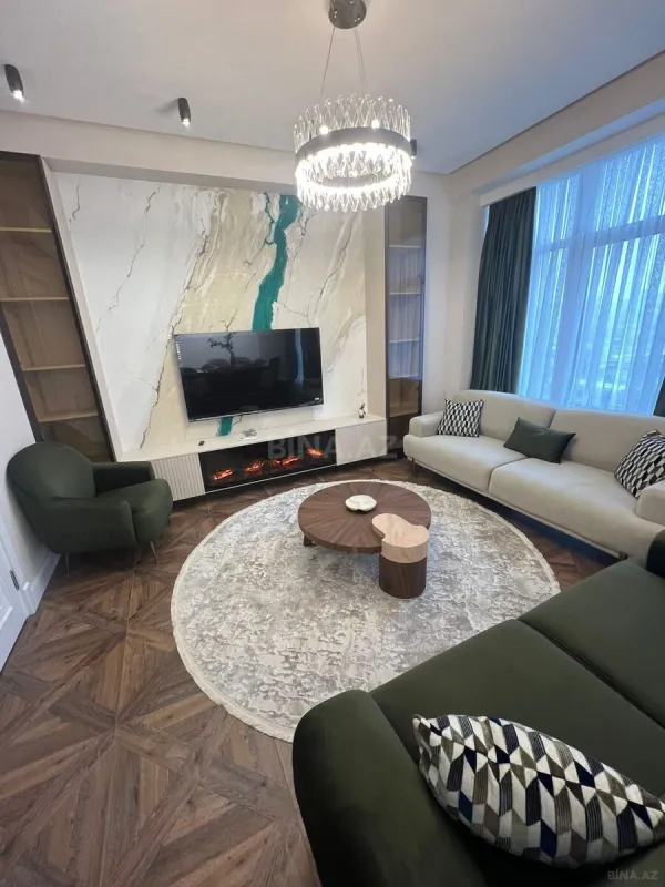 Kirayə verilir 2 otaqlı mənzil 70 m²