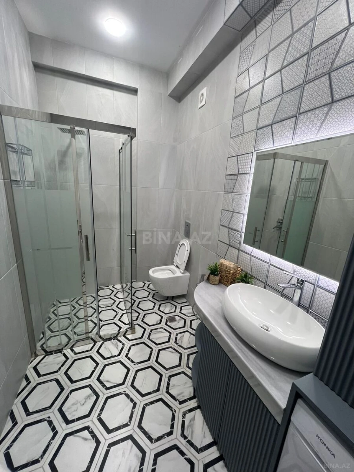 Kirayə verilir 2 otaqlı mənzil 70 m²