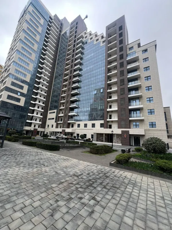Kirayə verilir 2 otaqlı mənzil 70 m²