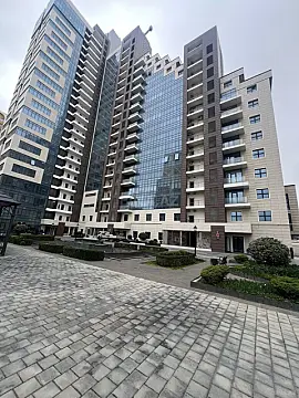 Kirayə verilir 2 otaqlı mənzil 70 m²