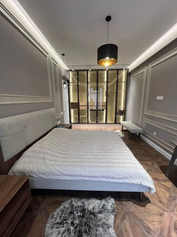 Kirayə verilir 2 otaqlı mənzil 70 m²