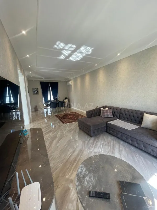 Kirayə verilir 4 otaqlı həyət evi 350 m²