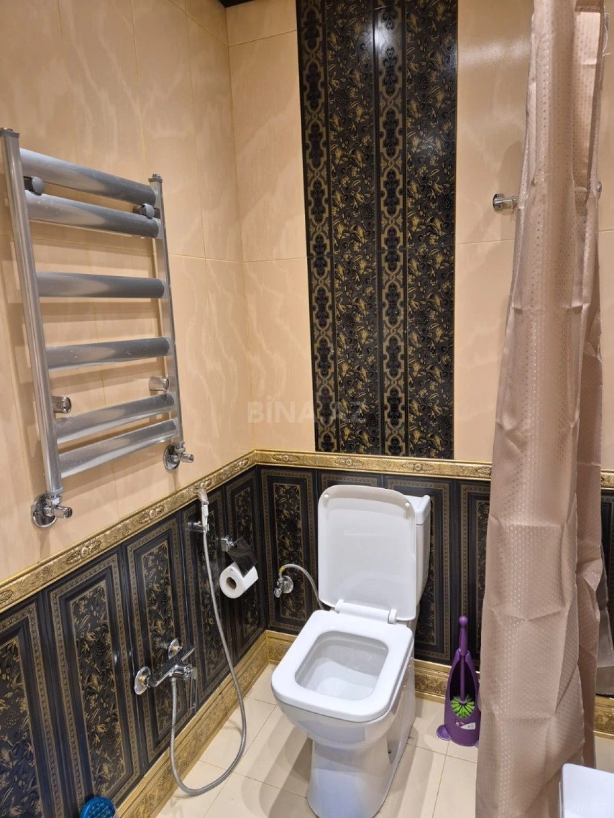 Satılır 2 otaqlı mənzil 75 m²