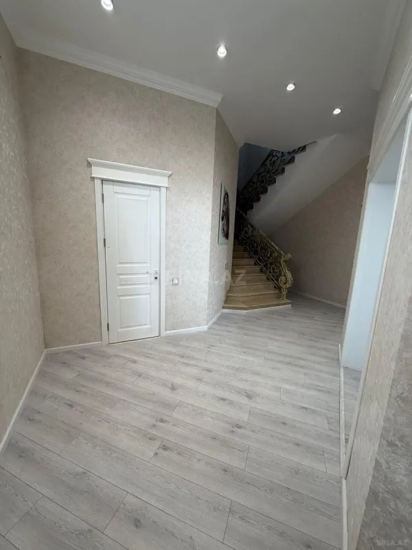 Kirayə verilir 5 otaqlı həyət evi 380 m²