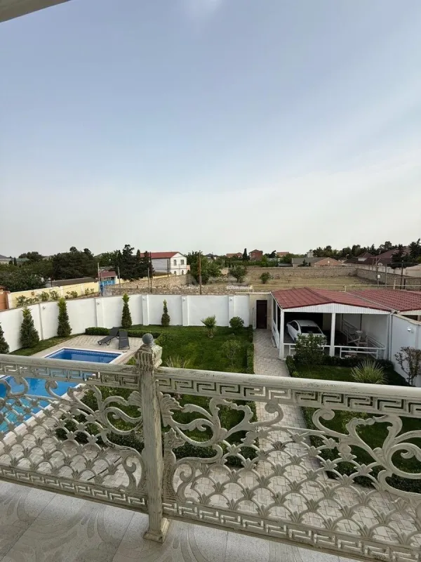 Kirayə verilir 5 otaqlı həyət evi 380 m²