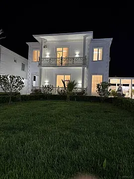 Kirayə verilir 5 otaqlı həyət evi 380 m²