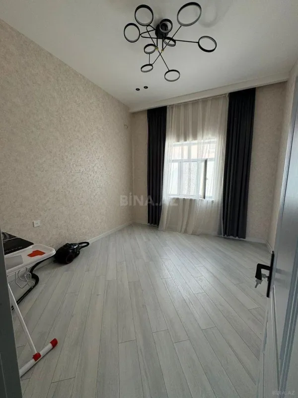 Kirayə verilir 4 otaqlı həyət evi 200 m²