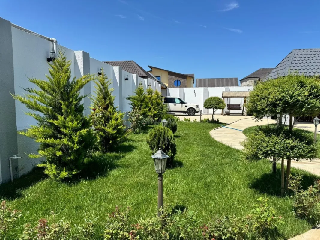 Kirayə verilir 4 otaqlı həyət evi 200 m²